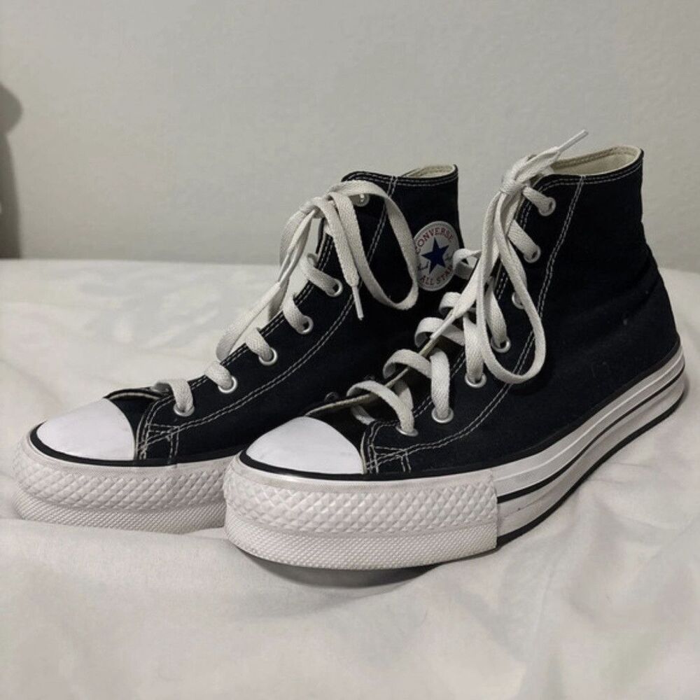 Converse Chuck Taylor All Star High Top Canvas Sneakers Black/White M 7/W 8.5